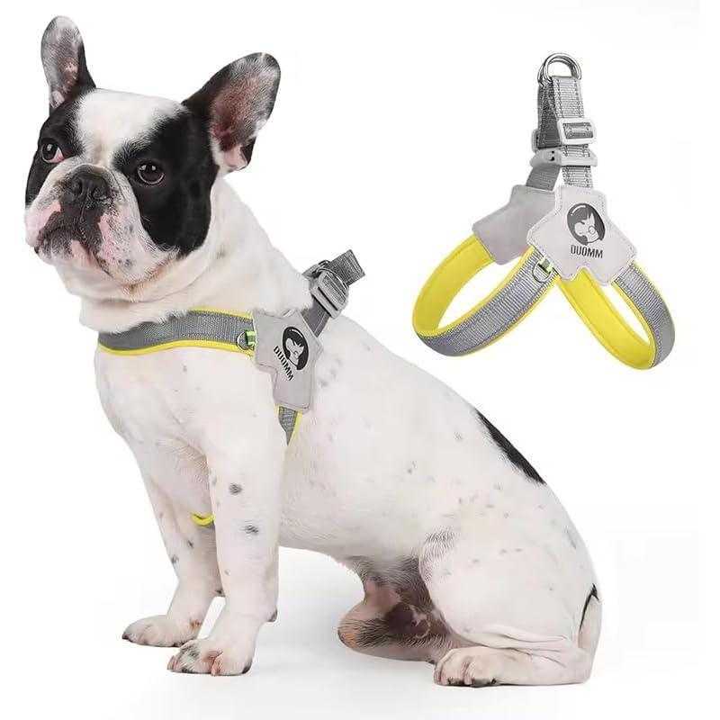 Harnais anti-traction ajustable pour chien et chat avec laisse réfléchissante et système no-pull pour contrôle facile.